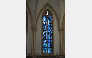 Quelques vitraux de la chapelle de l'Espérance de luc sur mer